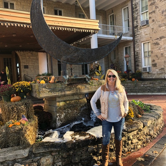 Meet your Posher, Shauna - Picture 1 of 1